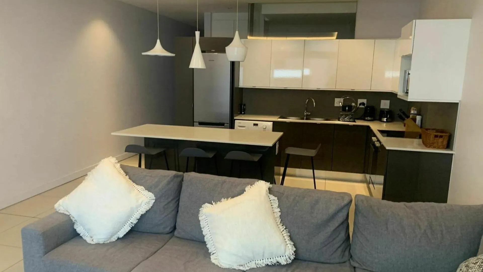 Modern 1 Bed Apartment In The Heart Of Green Point ケープタウン